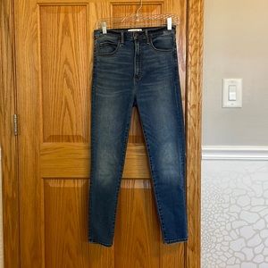 Abercrombie & Fitch High-Rise Super Skinny Jeans
